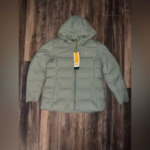 NEW Women’s Size LARGE Timberland Olive Green Puffer Winter Coat.